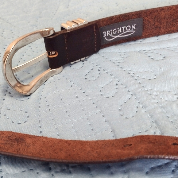 VTG 90's Brighton brown leather belt with engraved silver-tone buckle - Picture 6 of 13